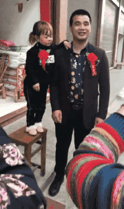 a1efaa8e9bab44b3b5989b1912ca14d1.gif