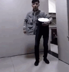 3967ba8188d04d6c85ae709e24bf34b7.gif