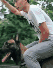 t01651f610aa3c2eef7.gif