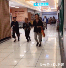 t01510c3cf3fb8e618c.gif