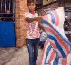 t01637c8d4a35cd73c4.gif