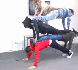 911187a2d00943ef6c1a53ac2585fbbc.gif