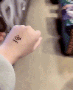 be4d0a2edf83b56c82ea3fca06e6cd9b.gif