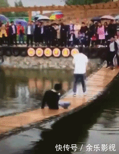 t01723fe37d42104845.gif