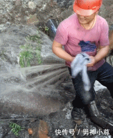 t01deff089418d5e0db.gif