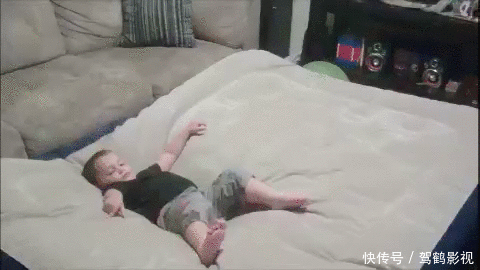 t0181a83084615111d0.gif
