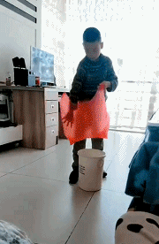 827685e51036a29840970a2e955fa73b.gif