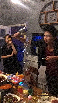 7662907680bc10be3a3d4fd34961ef58.gif