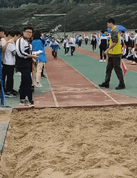 f4539487943e4f8f8fe792f4f79e7b3c.gif