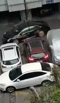 e44f2db670a94b4a311ef0a0e08ef157.gif