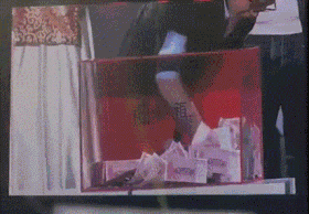 t01890b9ff9af8b1b1b.gif