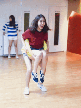 04dd407690df44cc83060255da4e1005.gif