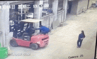 be7413ed7321bf7f2c35ae2d0aff2029.gif