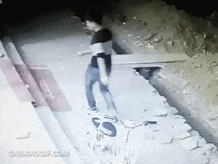 271df589923b1ee30f8615dc80ec09ec.gif