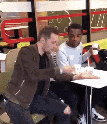 fb043b061101451dacc74f8c09e80417.gif