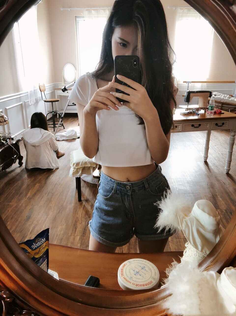 2f720e1d538aab9eecb4c38cf318e367.jpg