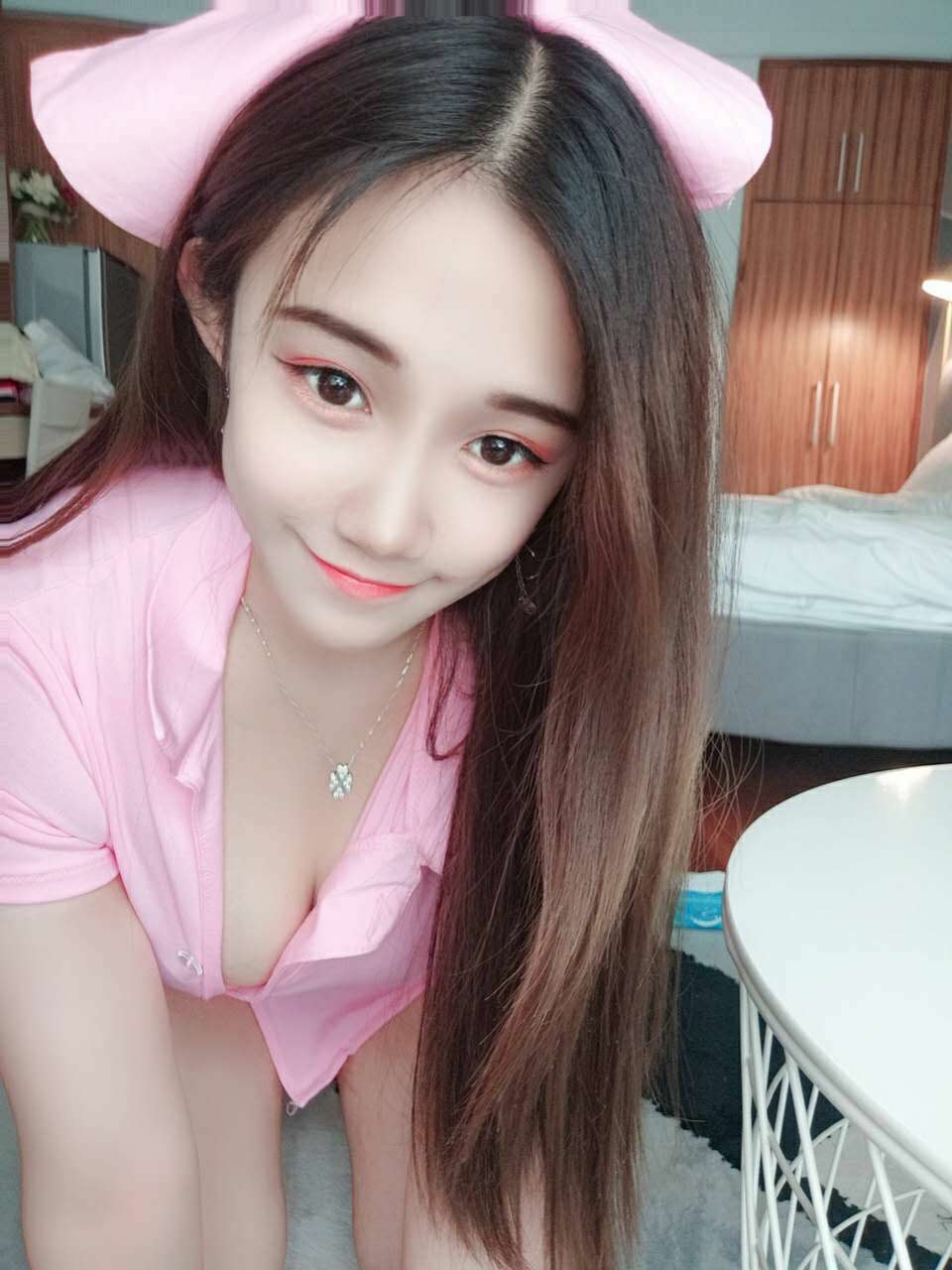 70ba0ab9e382d83cf9382f4b47263457.jpg