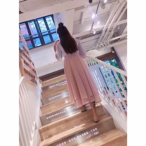 dec931f4d1a2fc671ca9b358e8c60f12.jpg