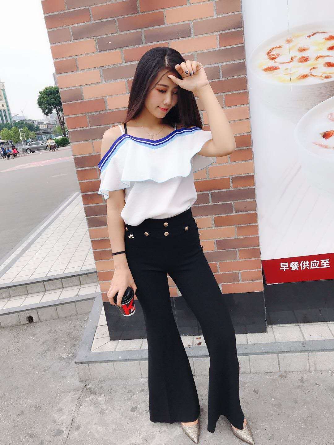 67d0b0c3549918b43ad07131abcb2d5a.jpg