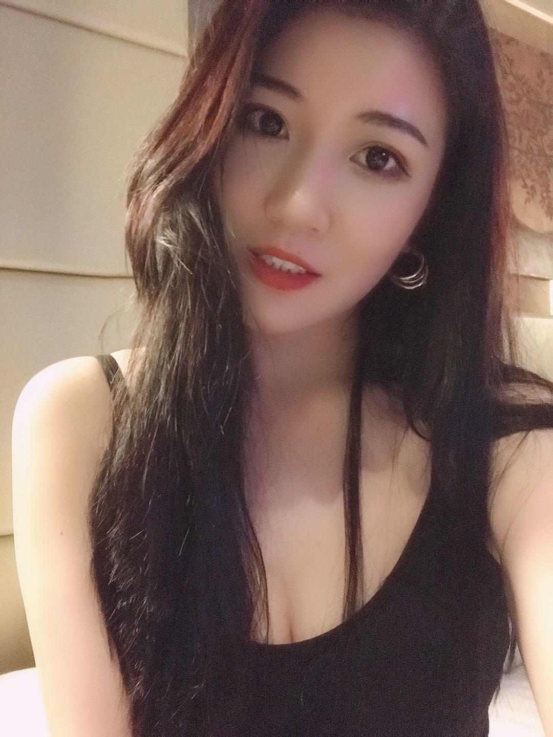 69774f7cfafbd8e6048570fe30bbc5d7.jpg