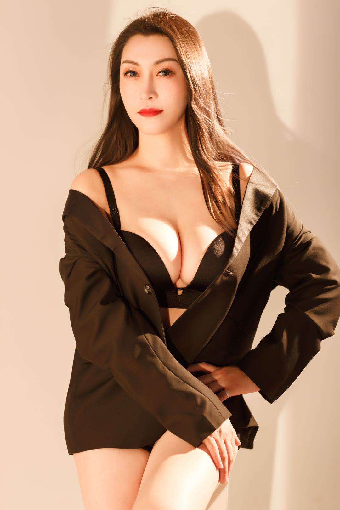 eb19b4db8ebcb947524504c825e23d9c.jpg
