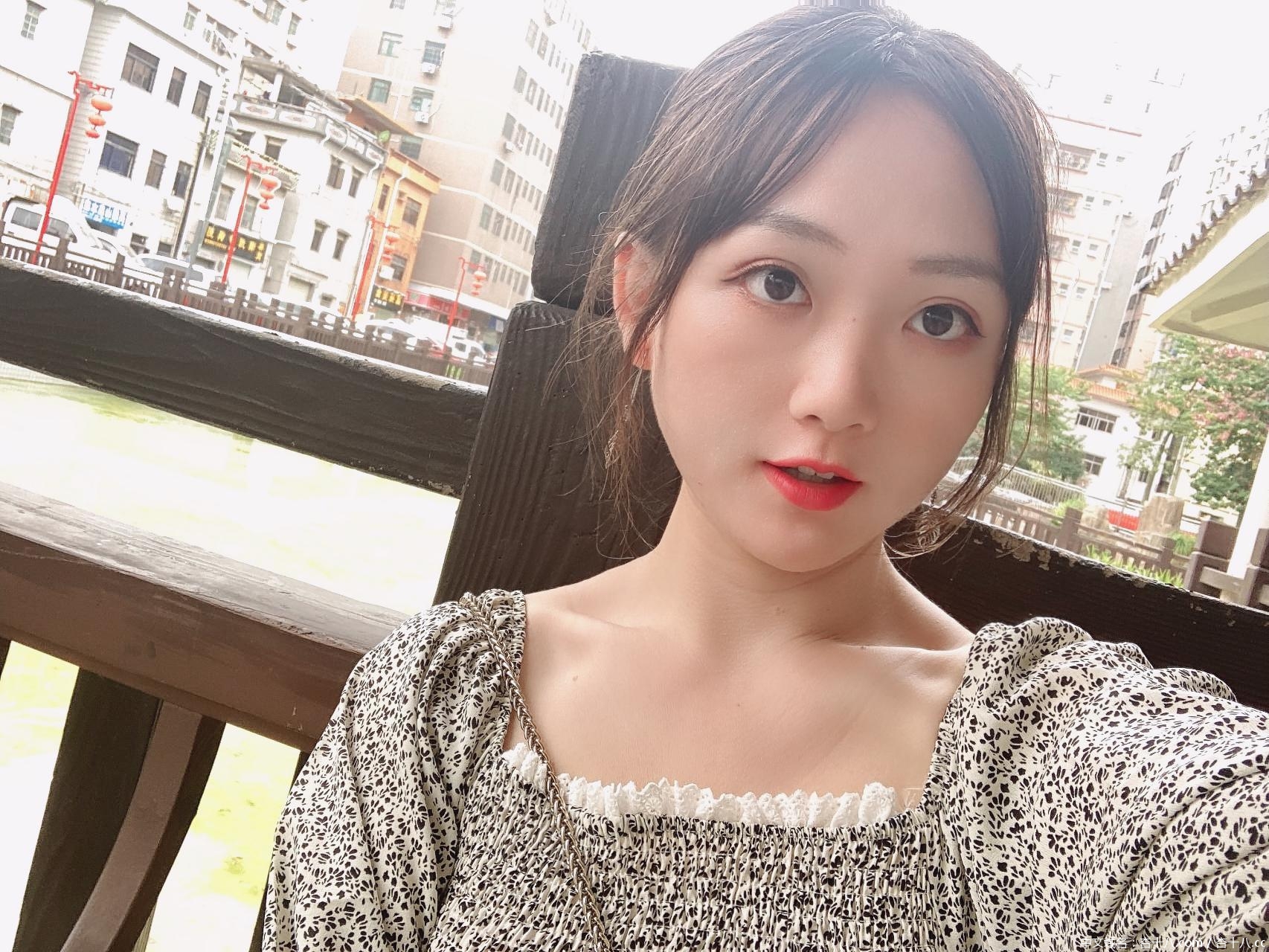 e27f422f8a60dc148ddbcde3642d9ec8.jpg