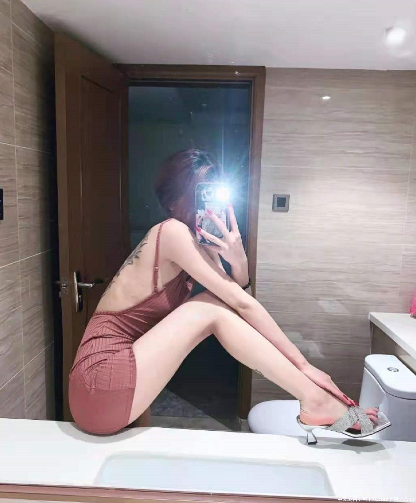 e0d088fe1ab2a52bfc2bf03e5f80c48a.jpg
