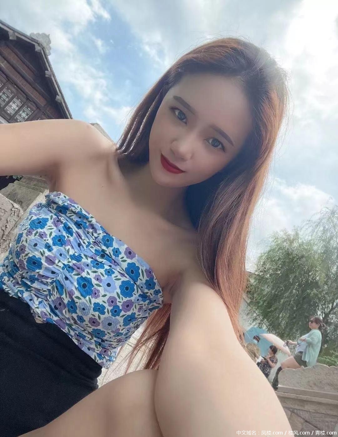 f1283d8e3e444be6642f0ac66c541f69.jpg