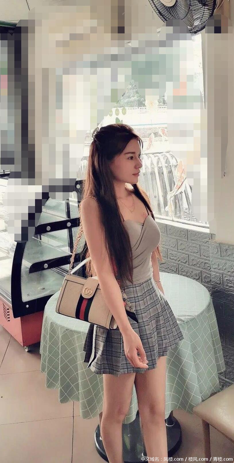 81d19419cbadd8cd8bf5ad461769b77d.jpg