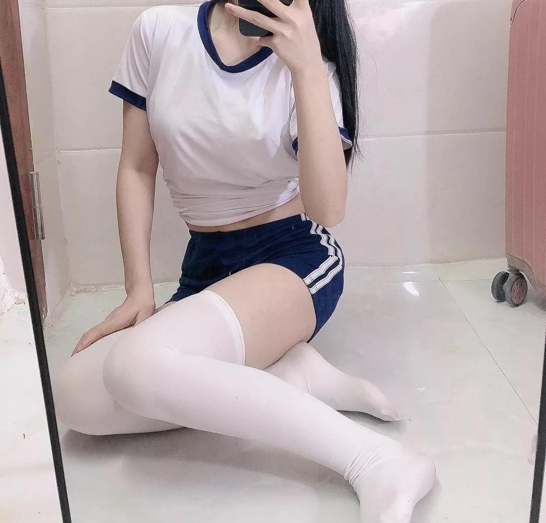 c17f84d974ed15a8a6cd83eeeb374cdf.jpg