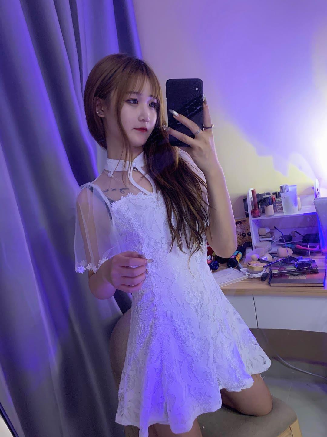e19aa2a2e2206cc838049aade325a9ac.jpg