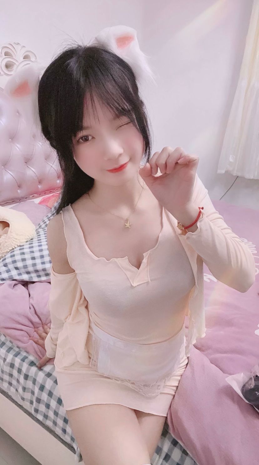 0B76B1649495127BD0F66E307F5257A8.jpg