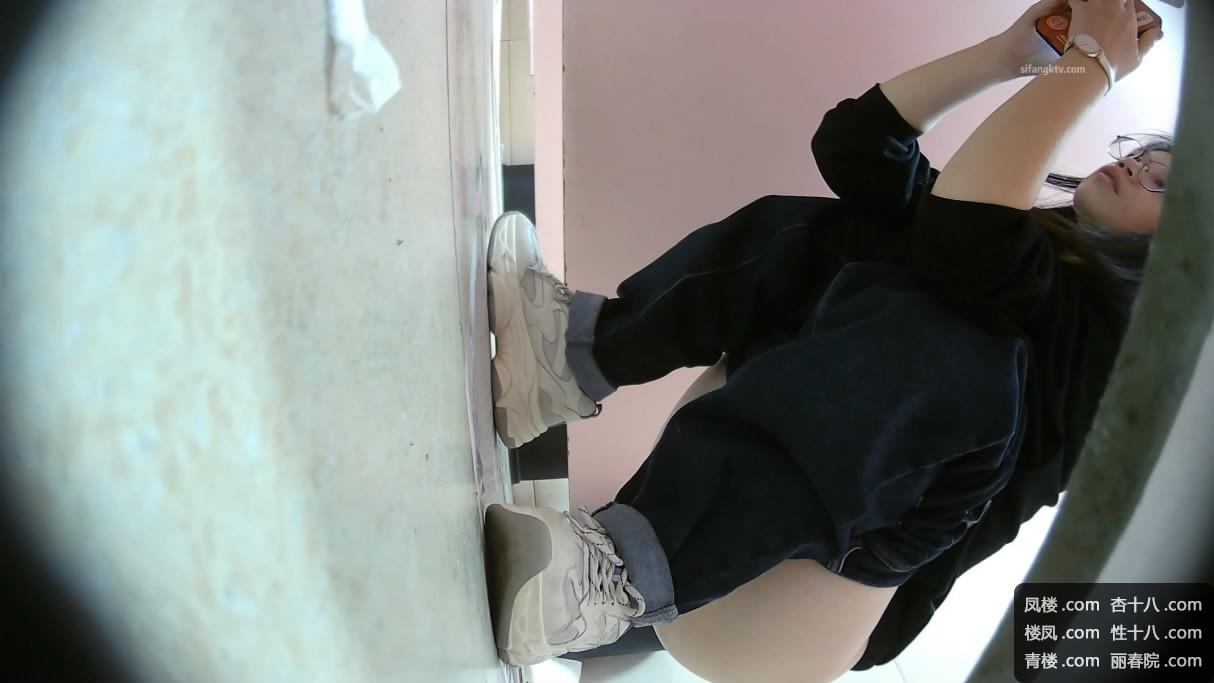 r1300_00_2820221003-133720-4.jpg